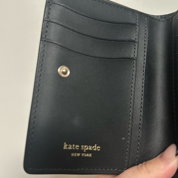 ✨💕 LIKE NEW Kate Spade Disney 100 Year Mickey Minnie Bifold Wallet - Picture 5 of 5